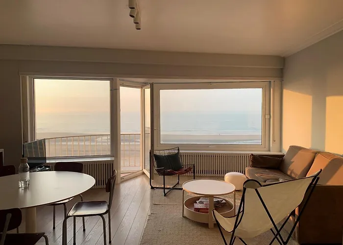 Happy In - Lovely With Seaview At The *