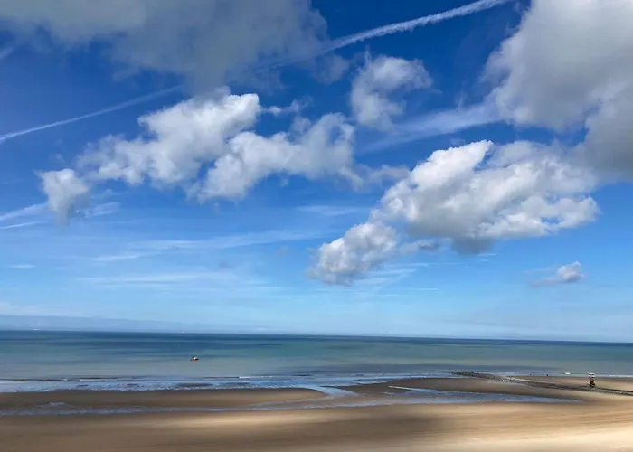 Happy In - Lovely With Seaview At The *